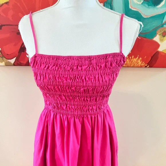 gap 𖤓 hot pink maxi dress. - Picture 3 of 7